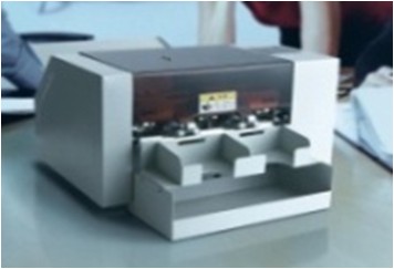 AC-A4全自動切卡機